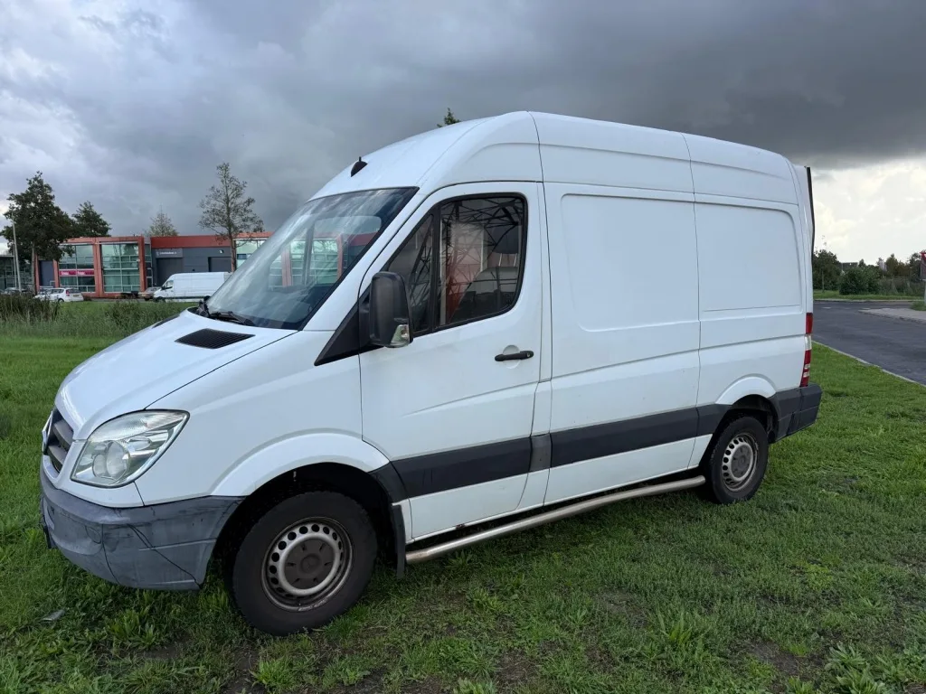 Mercedes-Benz Sprinter (2012) — foto 1