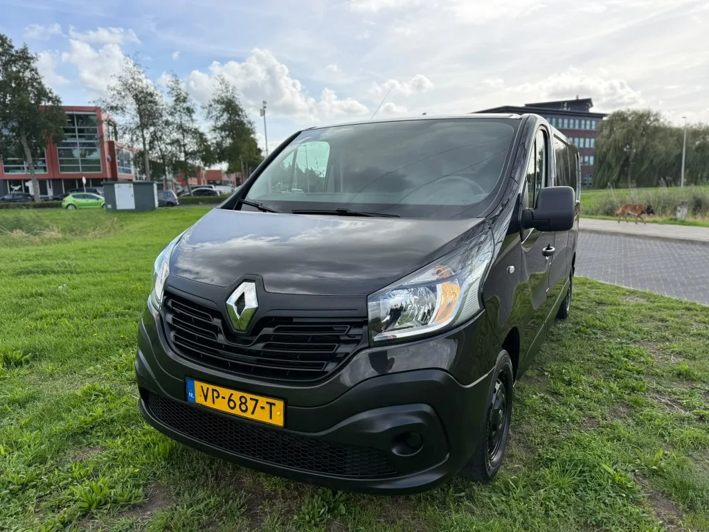 Renault Trafic (2015) — foto 1
