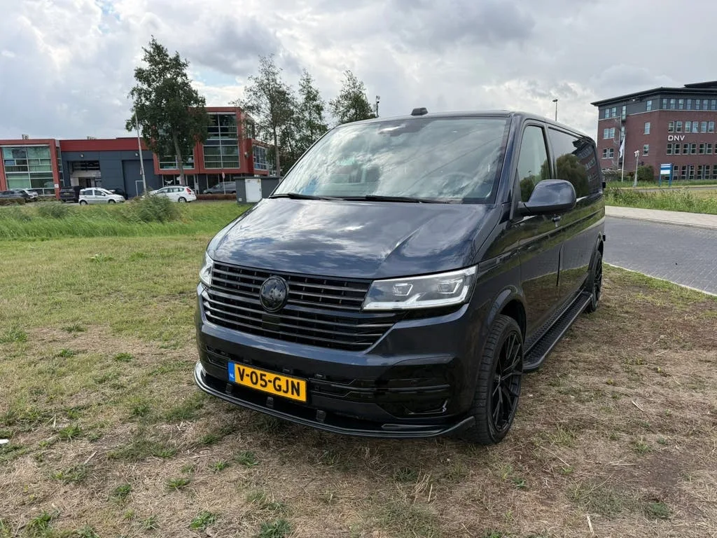 Volkswagen Transporter (2020) — foto 1