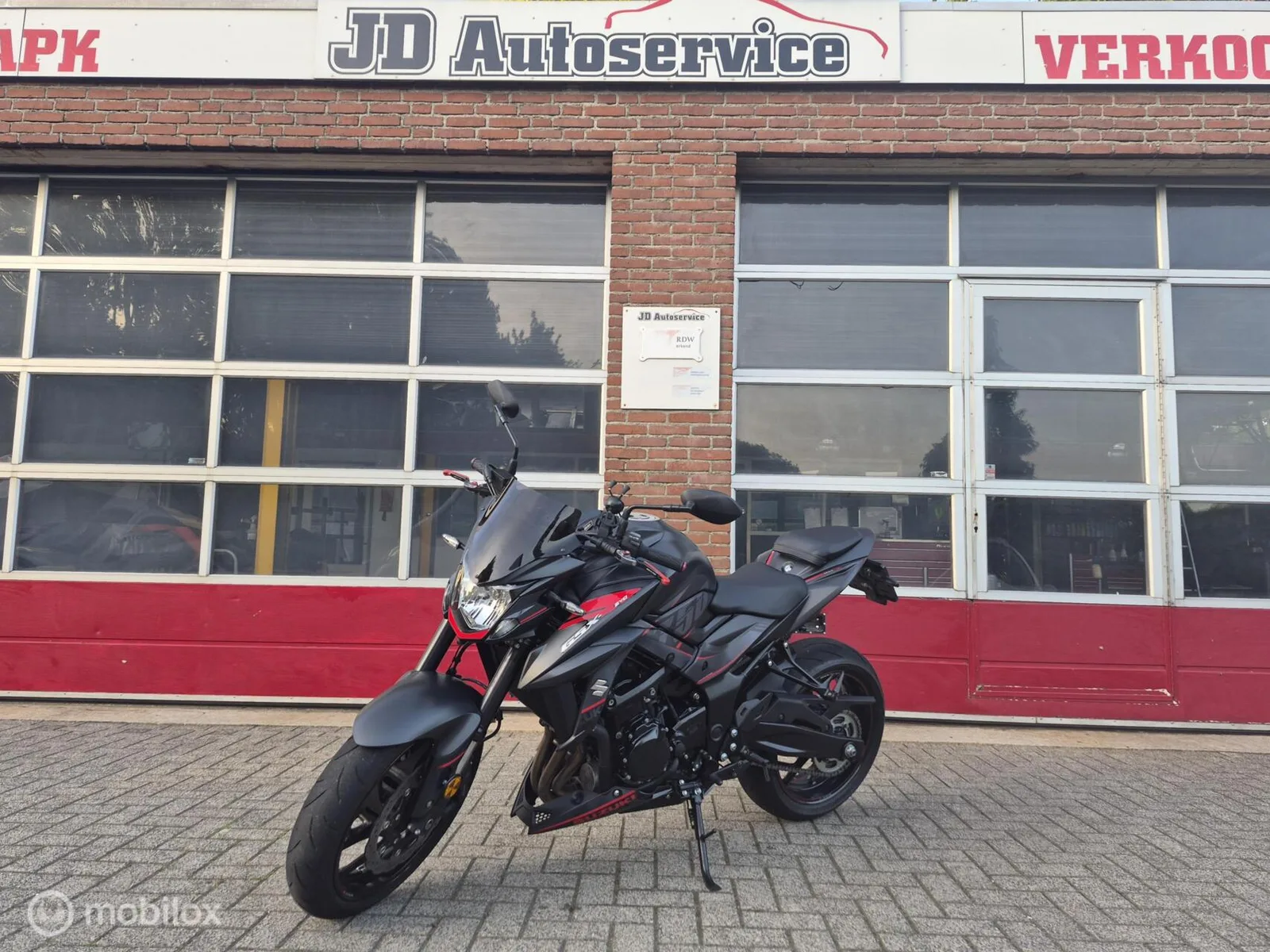 Suzuki GSX S750A (2018) — foto 1