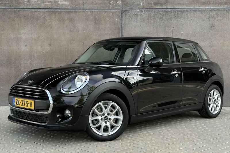 MINI One (2019)