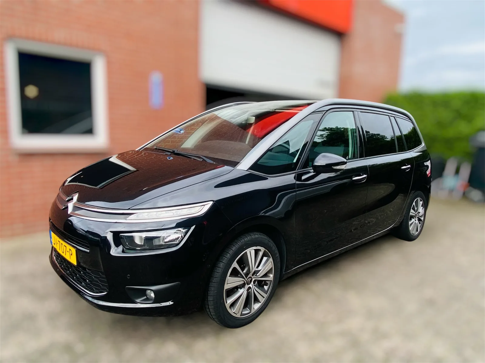 Citroën Grand C4 Picasso (2016) — foto 1
