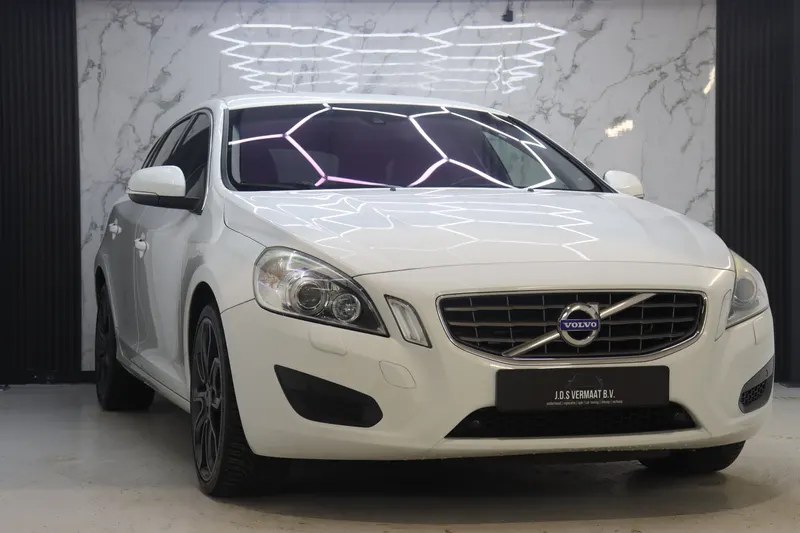Volvo V60 (2011)