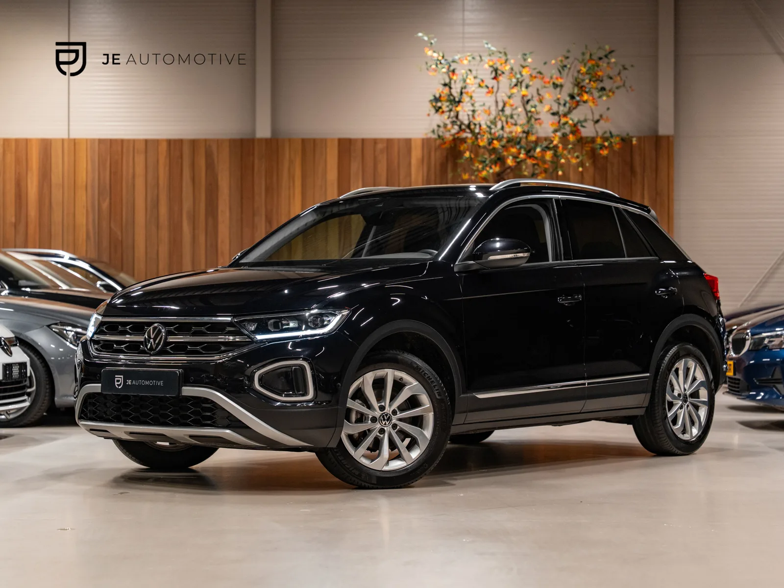 Volkswagen T-Roc (2022) — foto 1