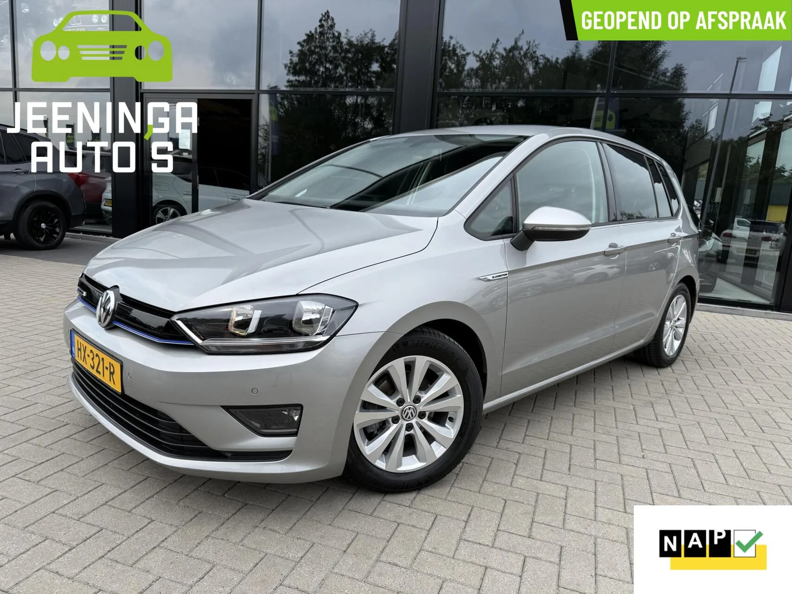 Volkswagen Golf Sportsvan (2016) — foto 1