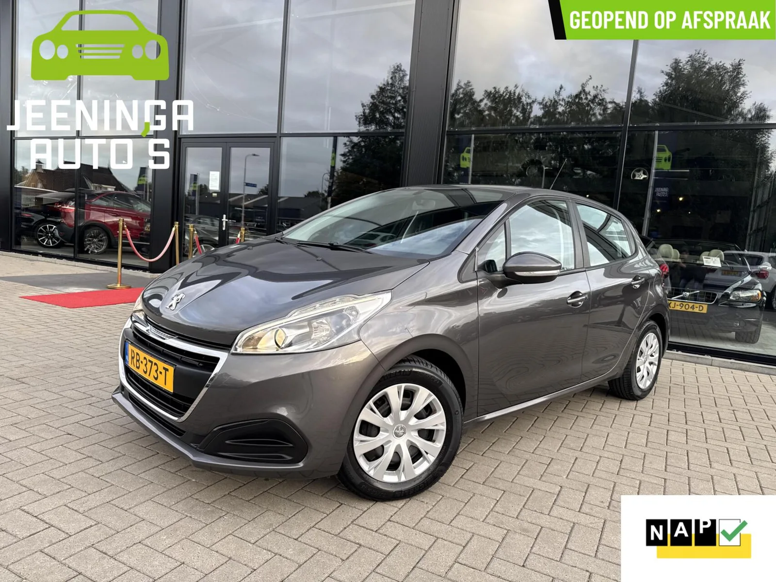 Peugeot 208 (2017) — foto 1