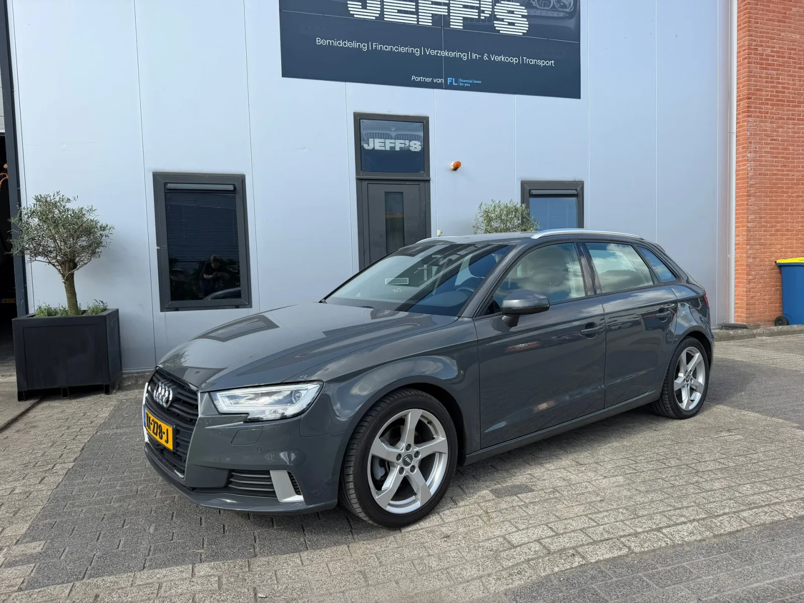 Audi A3 (2018) — foto 1