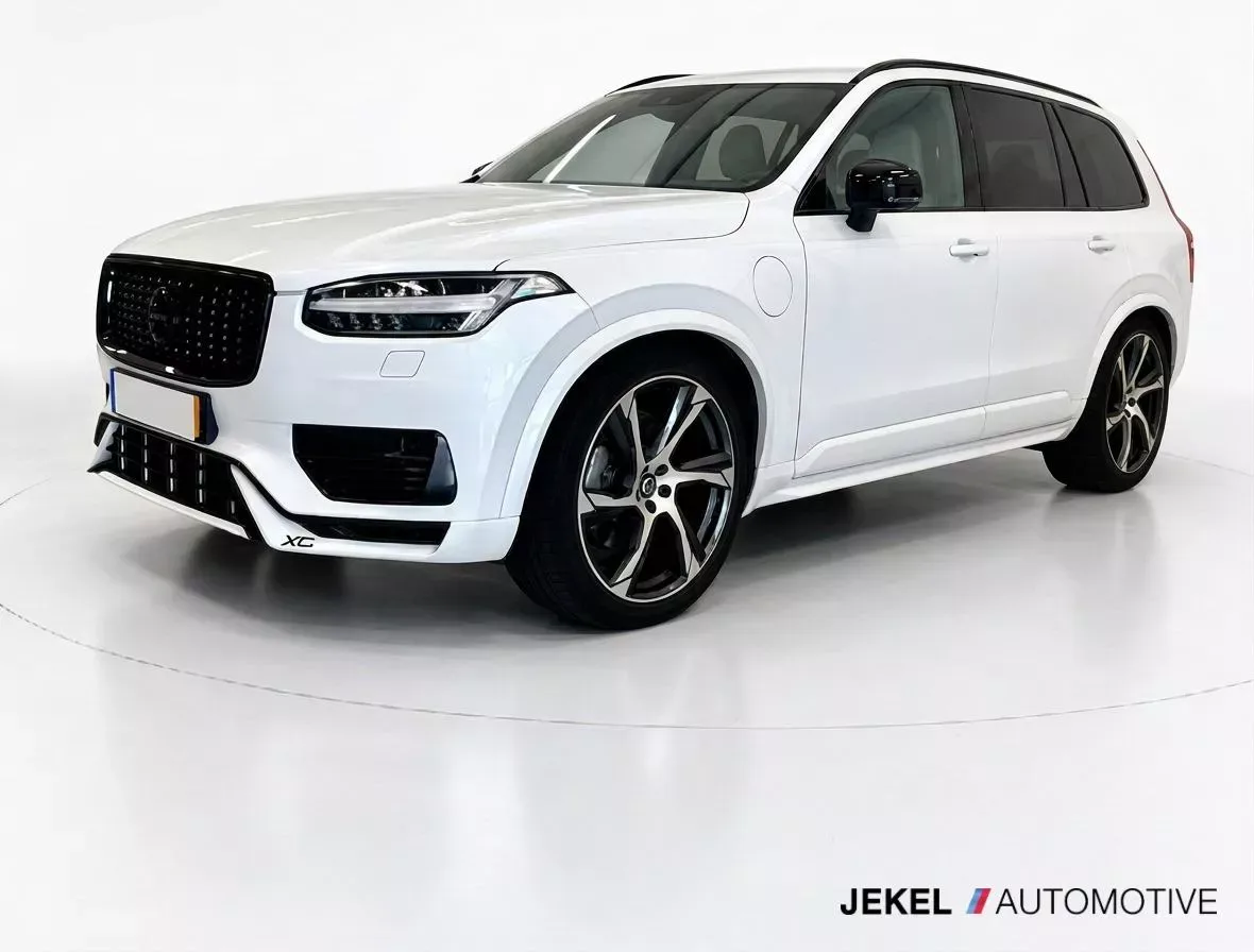 Volvo XC90 (2022) — foto 1