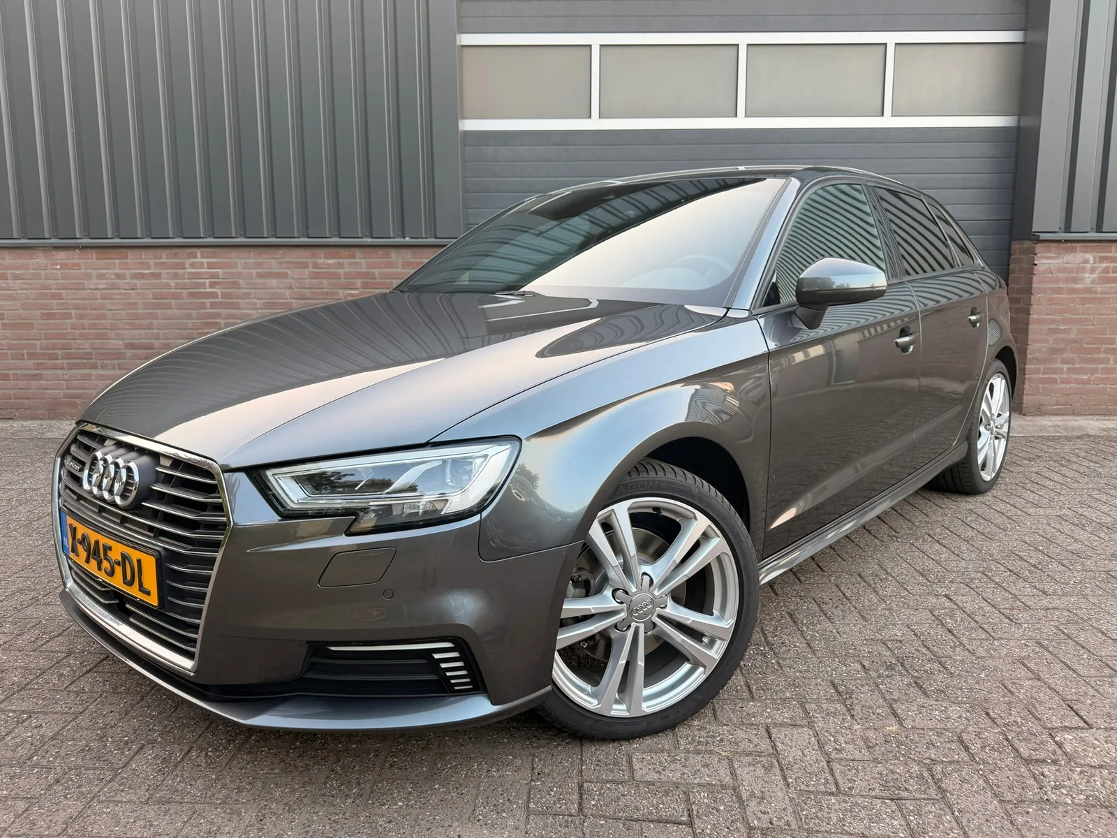 Audi A3 (2020) — foto 1