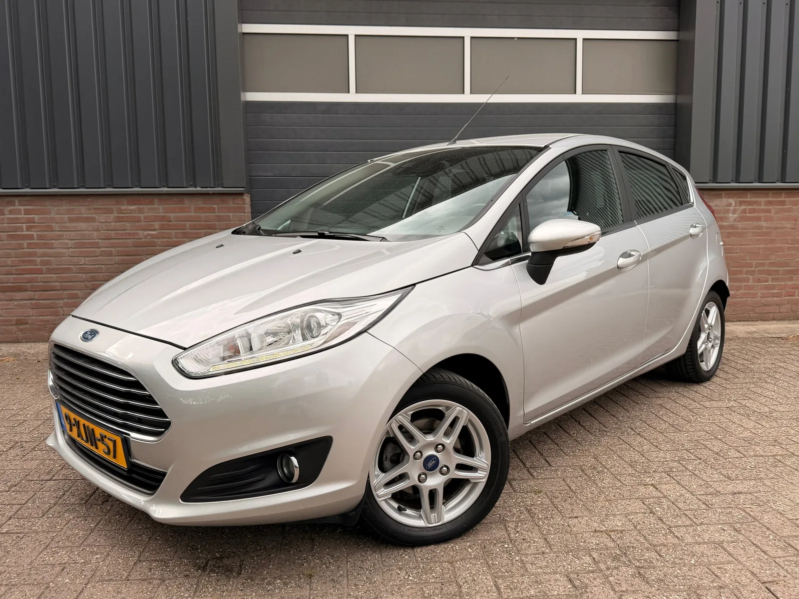 Ford Fiesta (2014) — foto 1