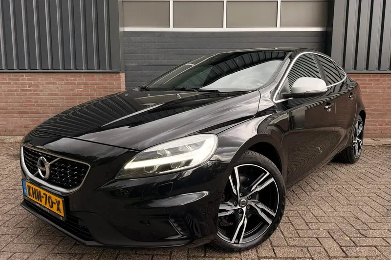Volvo V40 (2017)