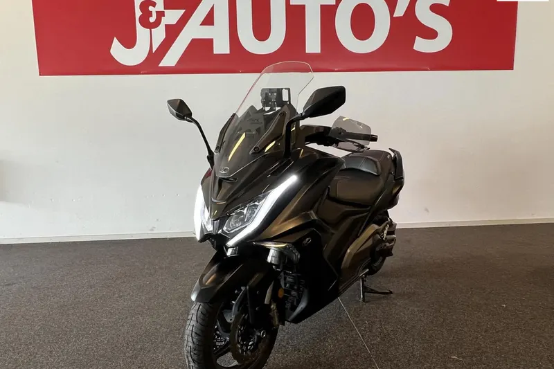 Kymco AK Scooter 550i BEENKLEED (2019)