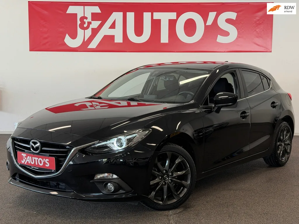 Mazda 3 (2017) — foto 1