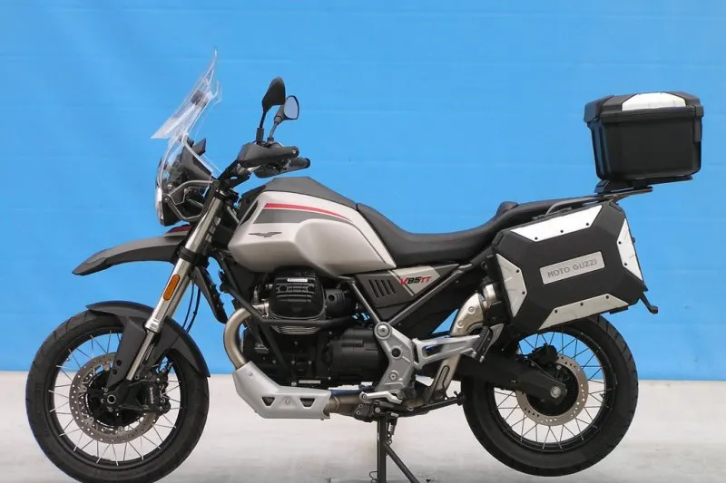 Moto Guzzi V85 TT (2023)