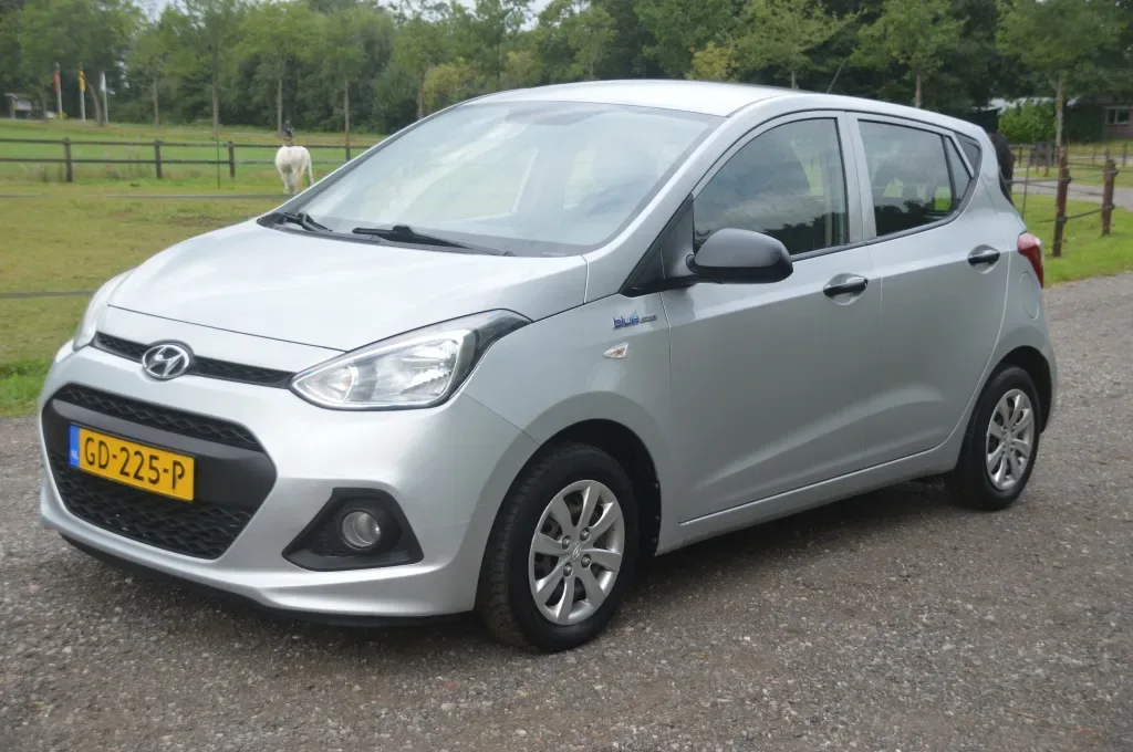 Hyundai i10 (2015) — foto 1