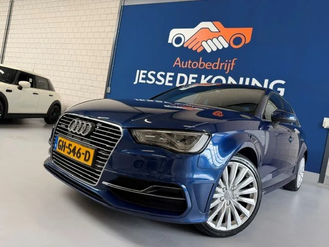 Audi A3 (2015) — foto 1