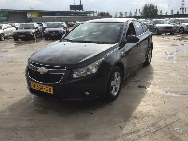 Chevrolet Cruze (2012) — foto 1