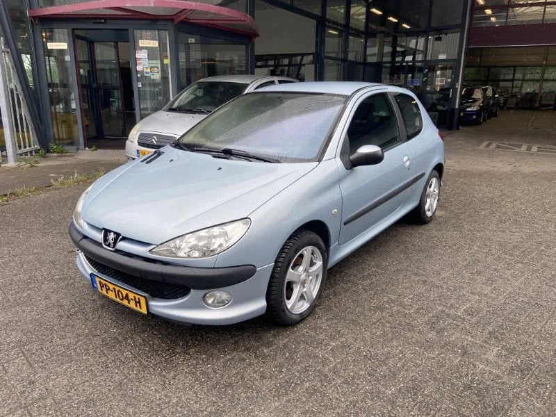 Peugeot 206 (2006) — foto 1