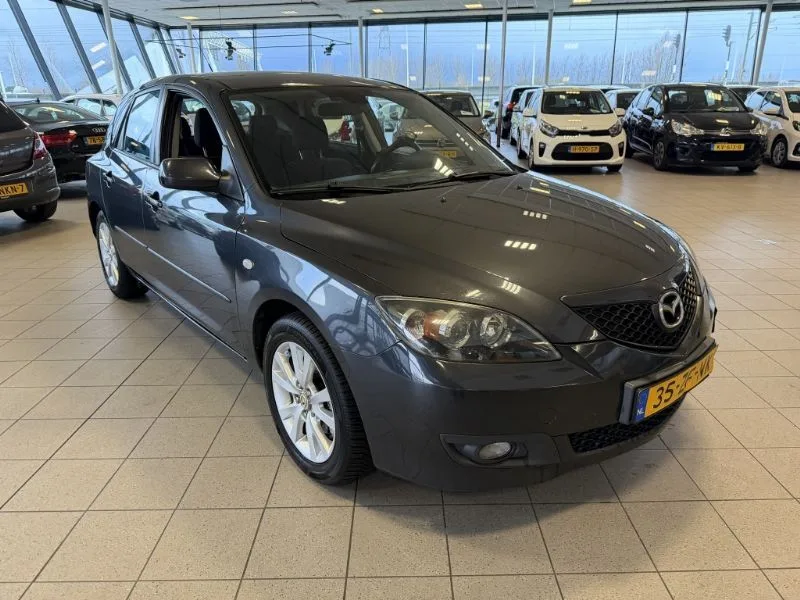 Mazda 3 (2008) — foto 1