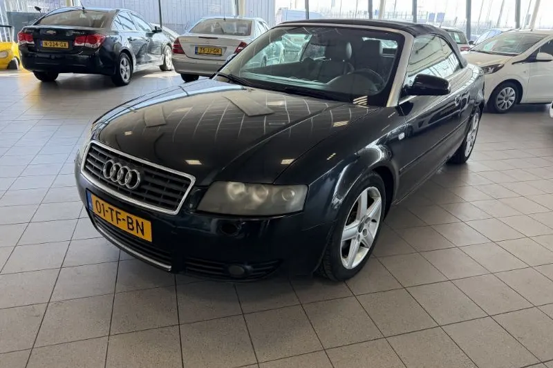 Audi A4 (2002)