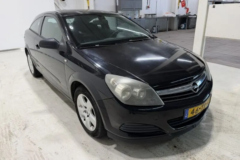 Opel Astra (2006)