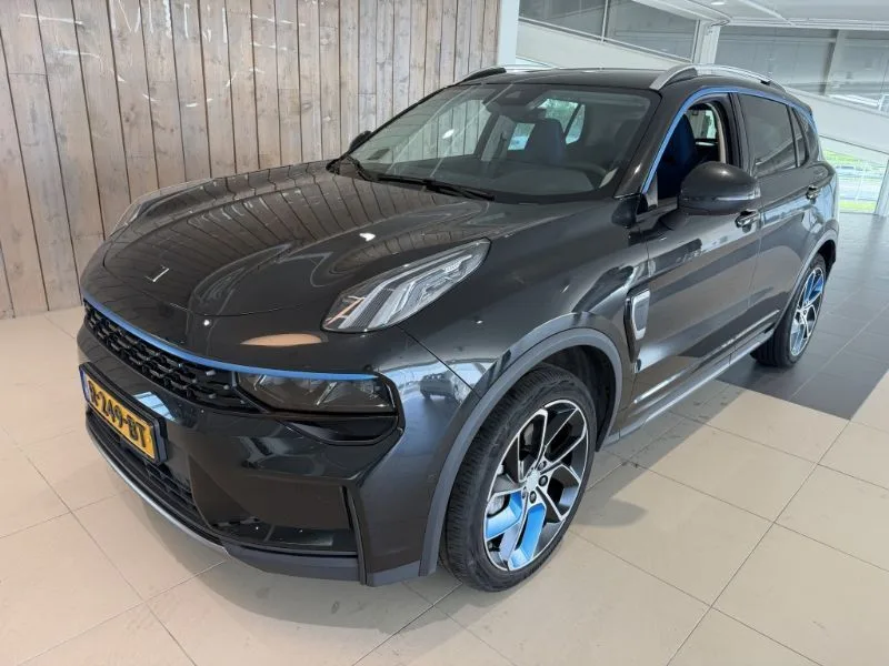 Lynk & Co 01 (2022) — foto 1