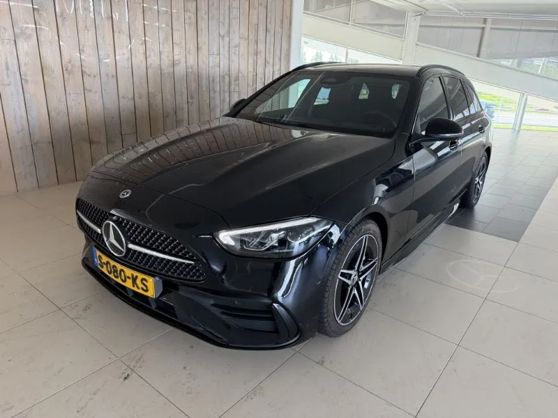 Mercedes-Benz C-Klasse (2023) — foto 1