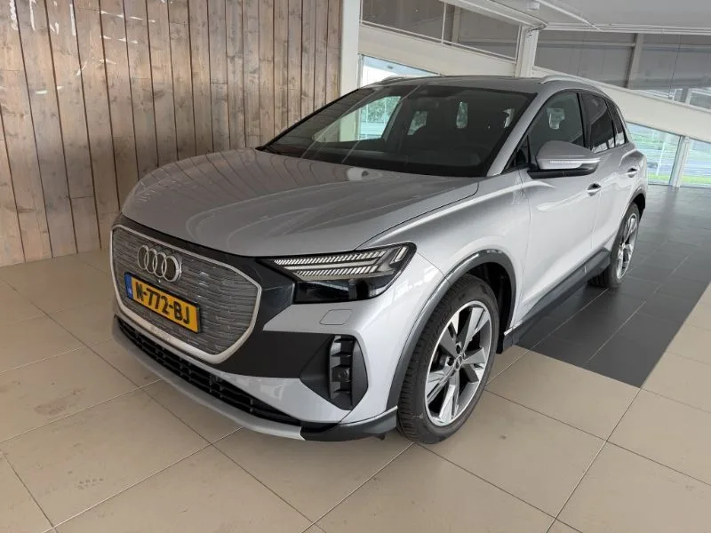 Audi Q4 e-tron (2021) — foto 1