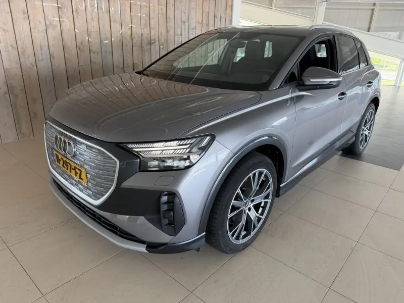 Audi Q4 e-tron (2021) — foto 1