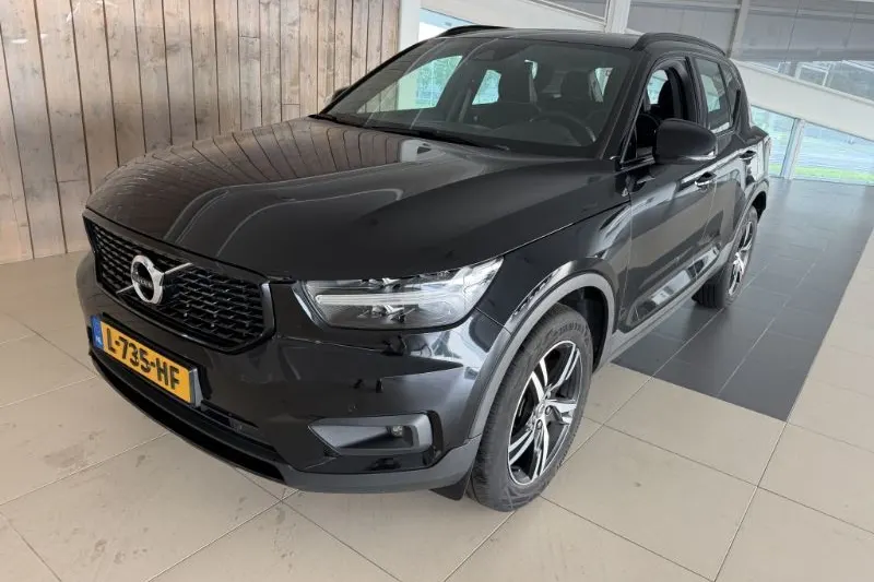 Volvo XC40 (2021)