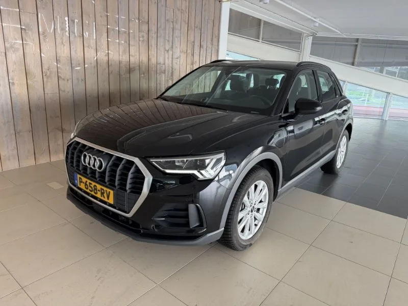 Audi Q3 (2022) — foto 1