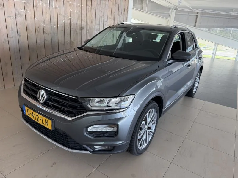 Volkswagen T-Roc (2019) — foto 1