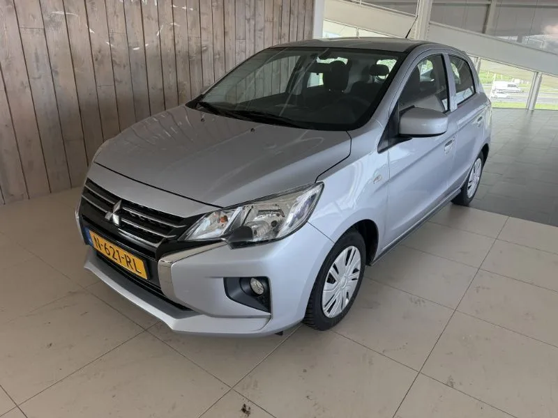 Mitsubishi Space Star (2021) — foto 1