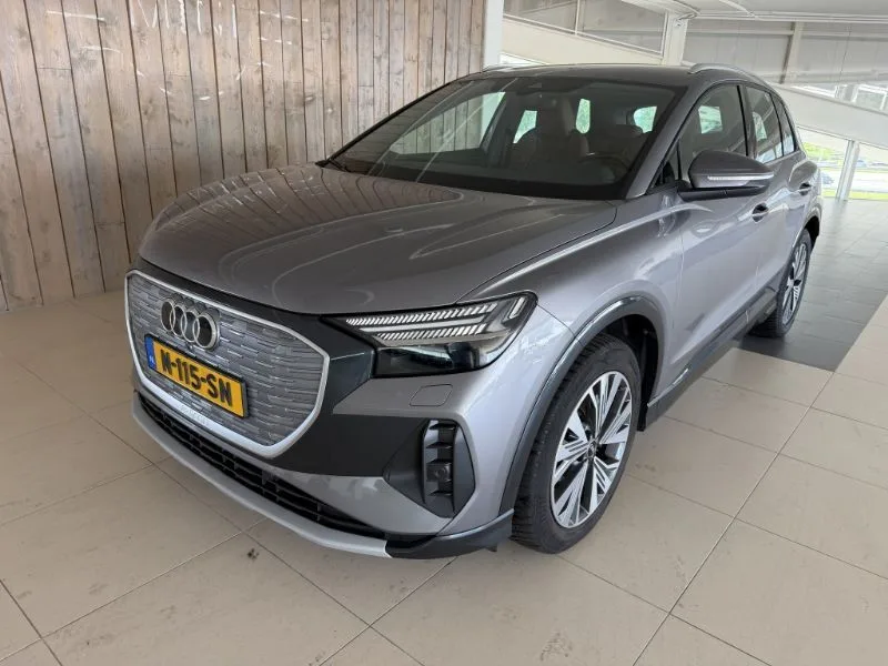 Audi Q4 e-tron (2021) — foto 1