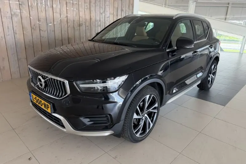 Volvo XC40 (2021)