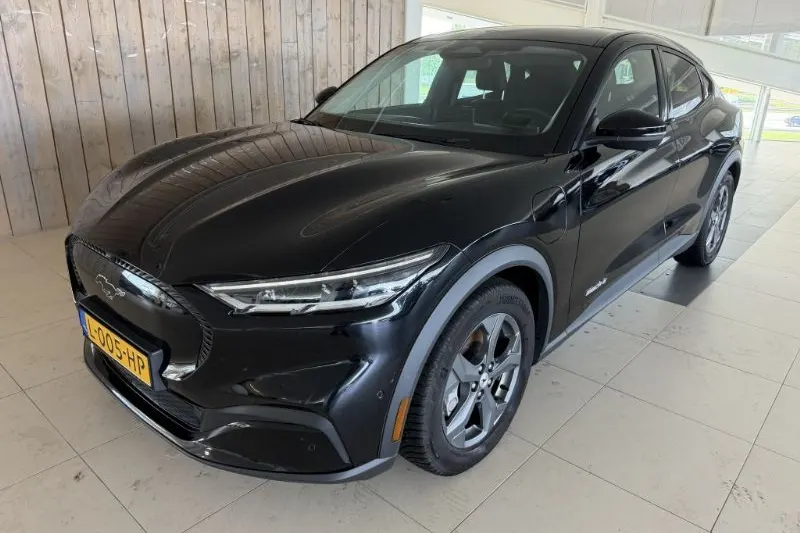 Ford Mustang Mach-E (2021)