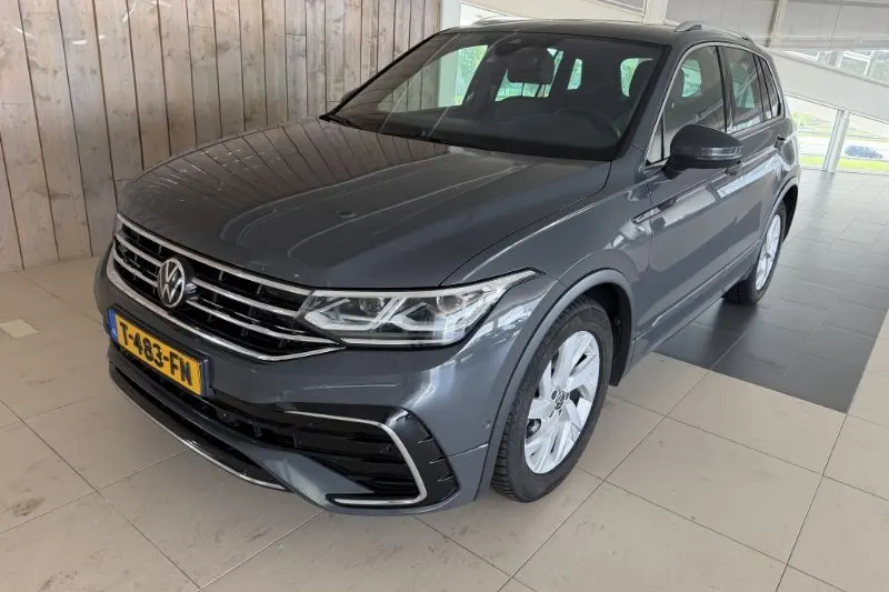 Volkswagen Tiguan (2023)