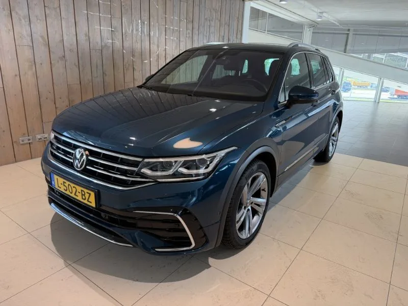 Volkswagen Tiguan (2021) — foto 1