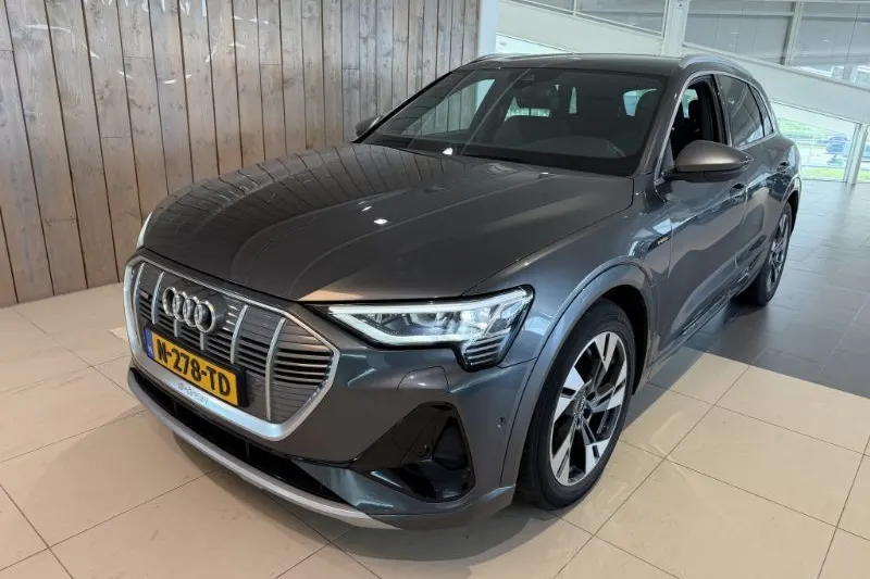 Audi e-tron (2021)