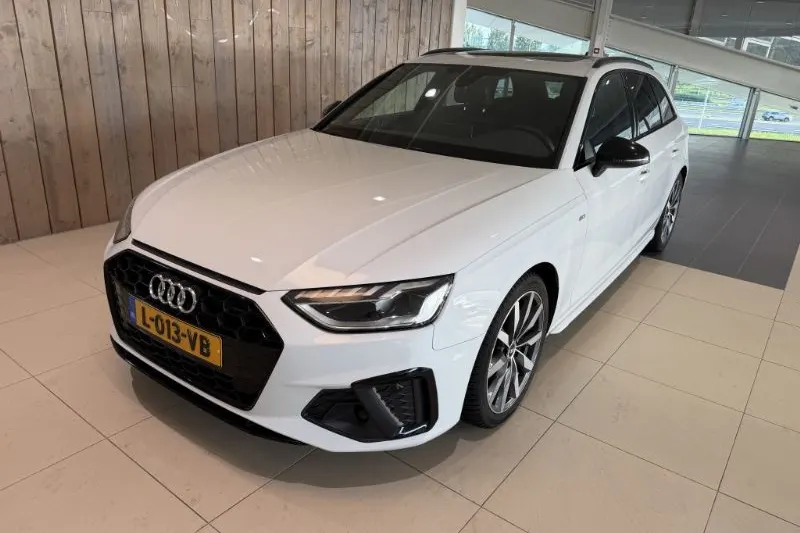 Audi A4 (2021)
