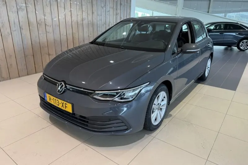Volkswagen Golf (2022)