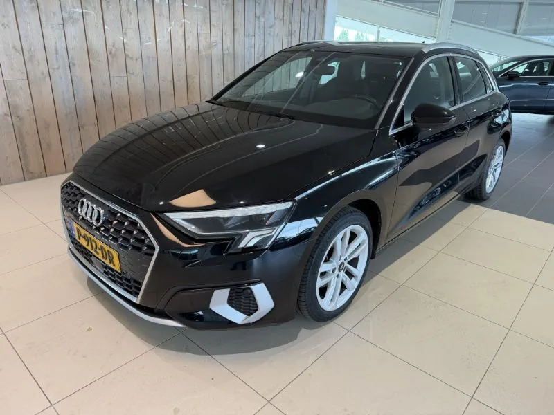 Audi A3 (2022) — foto 1