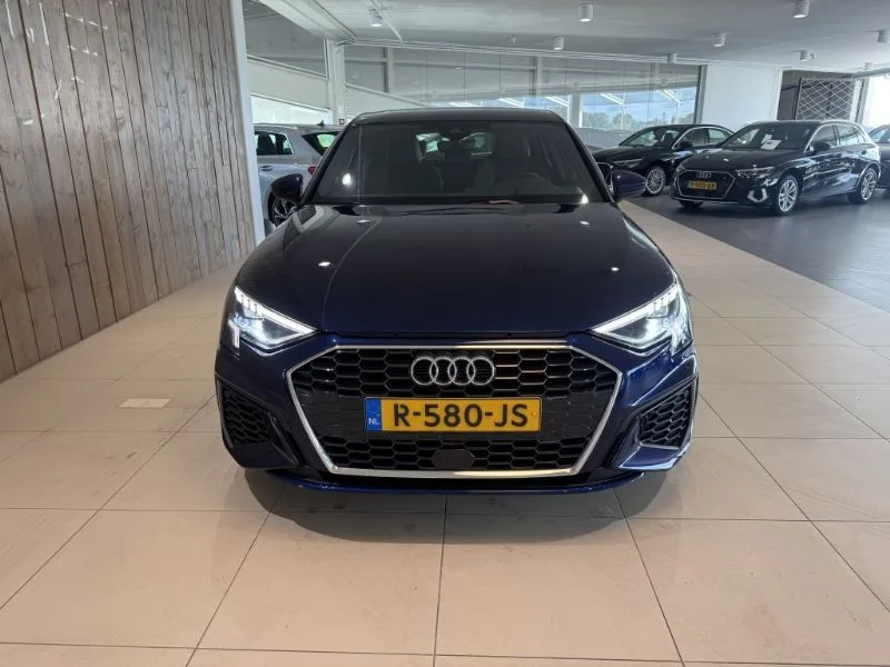 Audi A3 (2022) — foto 1