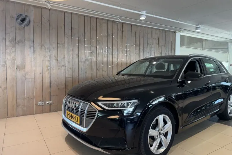 Audi e-tron (2021)