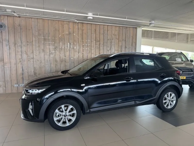 Kia Stonic (2023) — foto 1