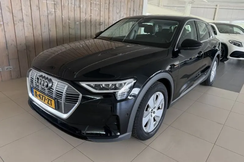 Audi e-tron (2021)