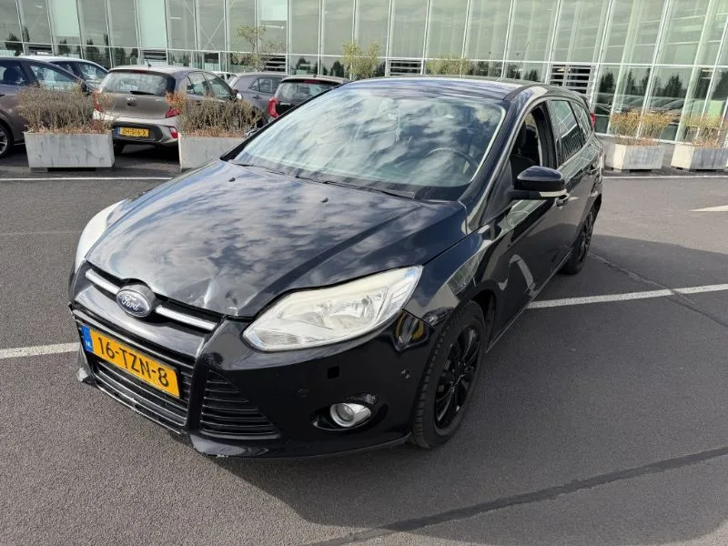 Ford Focus (2012) — foto 1