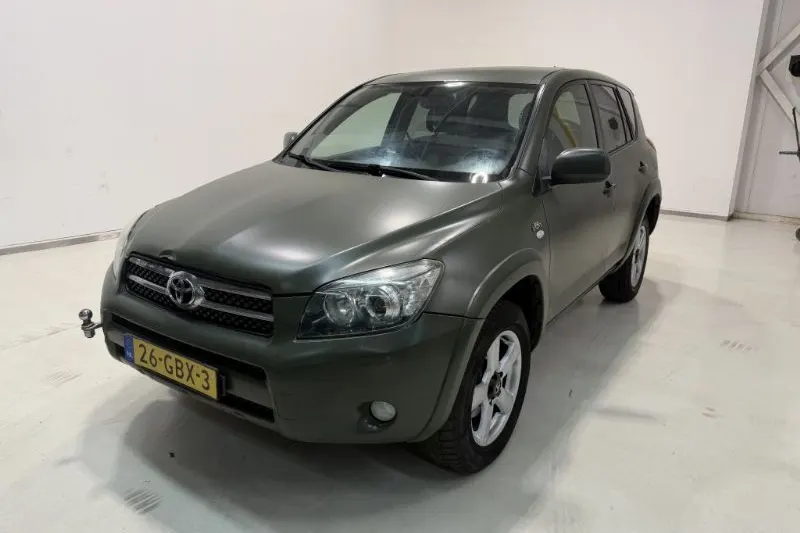 Toyota RAV4 (2008)