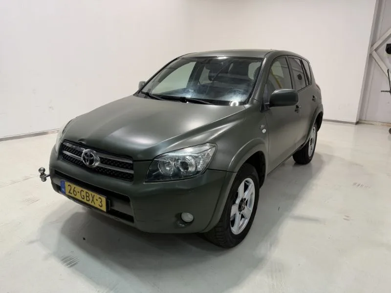 Toyota RAV4 (2008) — foto 1