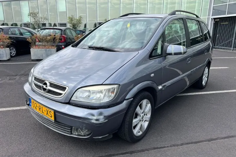 Opel Zafira (2005)